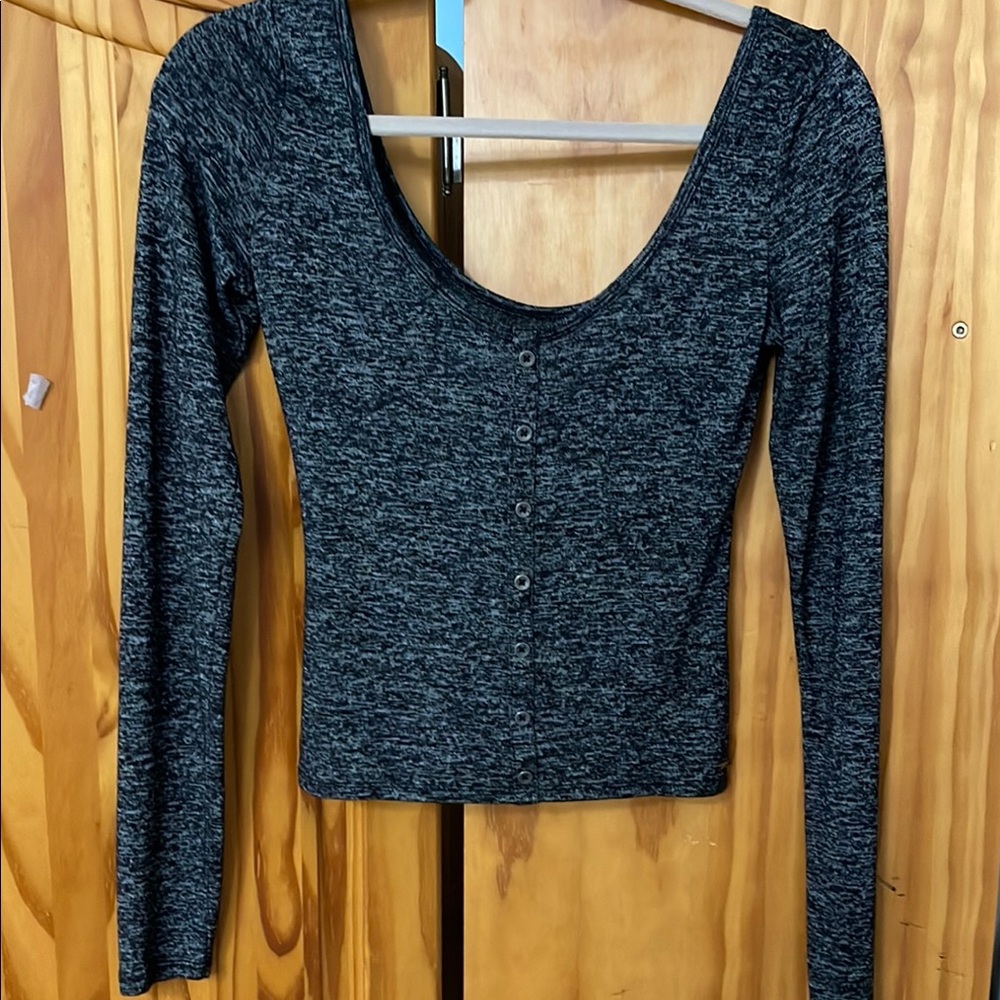 HOLLISTER OMBRE CROPPED TOP WOMENS S BLACK GRAY LONG SLEEVE STRETCH WIDE CREW